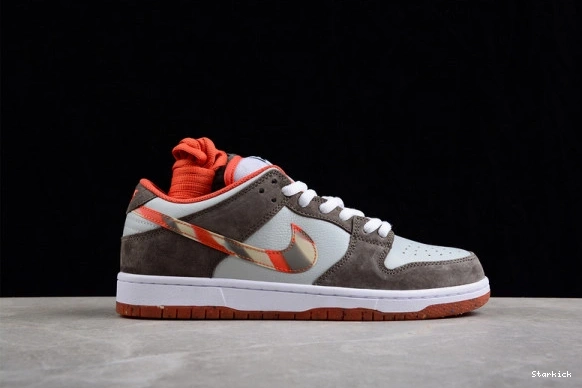 Crushed D.C. Low SB Dunk DH7782-001 Nike 1025